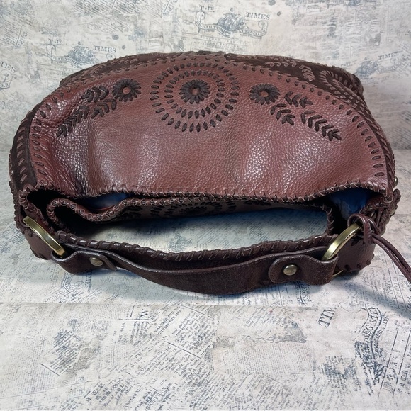 Isabella Fiore Suede Leather Woven Hobo Shoulder Bag - Picture 6 of 15